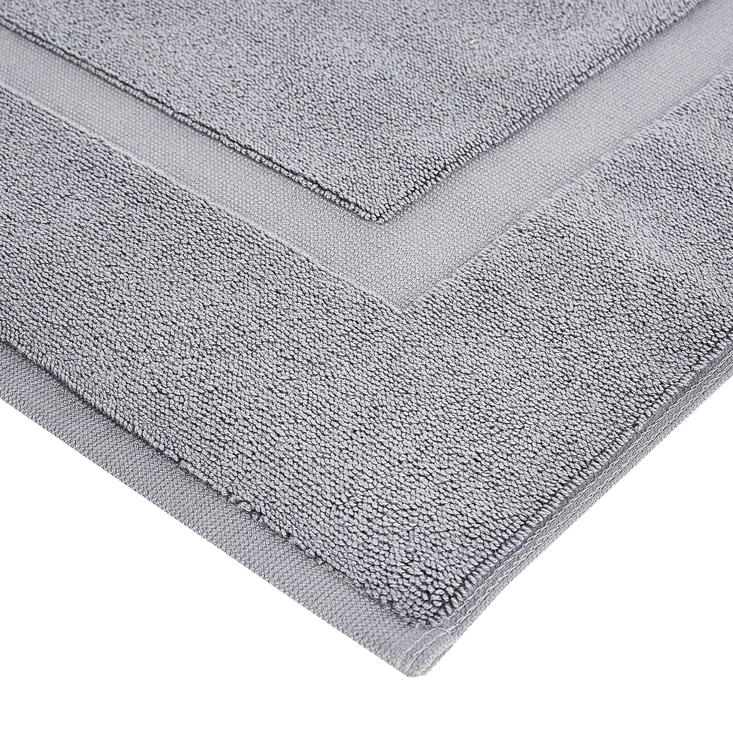 Tapete de banho com faixas, cinza claro, 31 polegadas C x 20 polegadas L  Tapete de banho com faixas, cinza claro, 31 polegadas C x 20 polegadas L