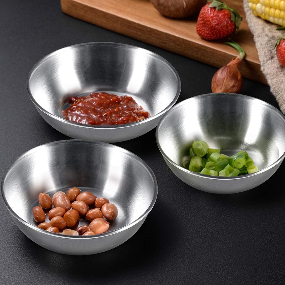 Pacote com 8 pratos de molho de aço inoxidável de 3,2 polegadas, mini pires individuais, tigelas redondas para temperos, tigelas para mergulhar sushi, pratos de aperitivos, prata  Pacote com 8 pratos de molho de aço inoxidável de 3,2 polegadas, mini pires individuais, tigelas redondas para temperos, tigelas para mergulhar sushi, pratos de aperitivos, prata