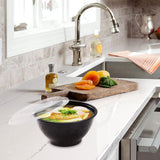 Tigelas extra grossas para preparação de refeições de 36 onças com tampas, recipientes de plástico com tampas transparentes para macarrão, tigela para poke, salada, sopa - podem ser usadas em freezer, micro-ondas e lava-louças (pacote com 30) 